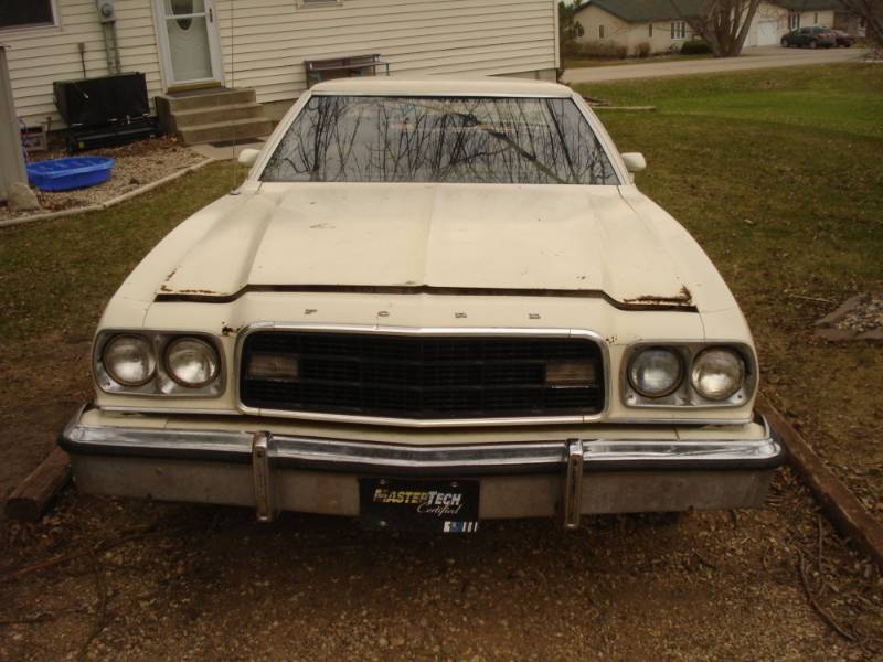 lot 3 image: 1973 Gran Torino