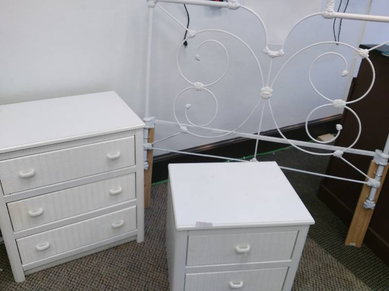 Bedroom Furniture Lot