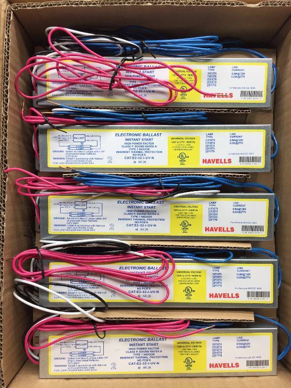 E-232-I-UV-N T8 (F32) 1 CASE OF 10 ELECTRONIC BALLAST