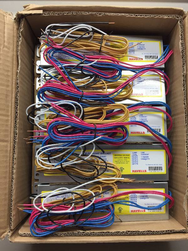 E-432-I-UV-H T8 (F32) 1 CASE OF 10 ELECTRONIC BALLAST