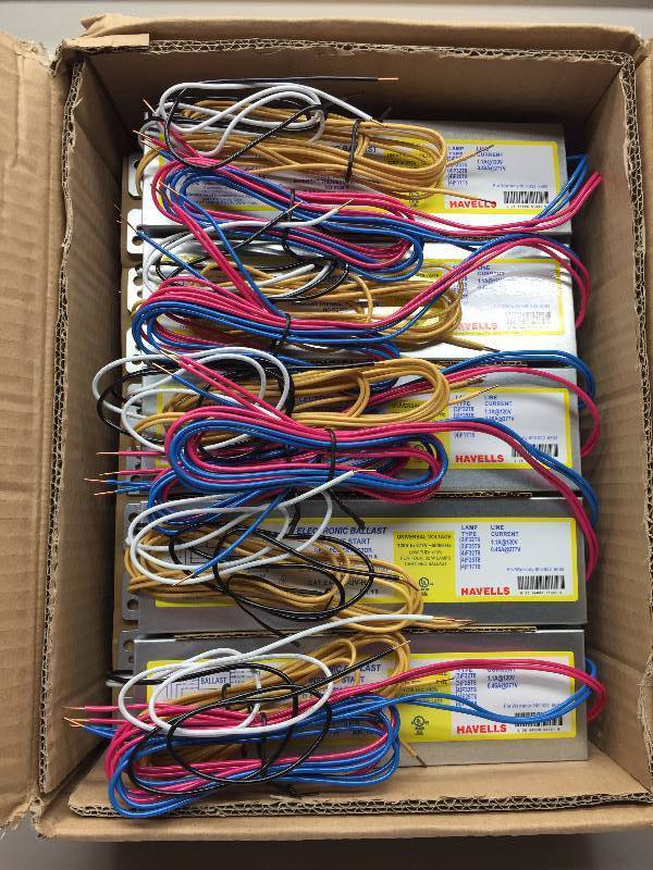 E-432-I-UV-H T8 (F32) 1 CASE OF 10 ELECTRONIC BALLAST