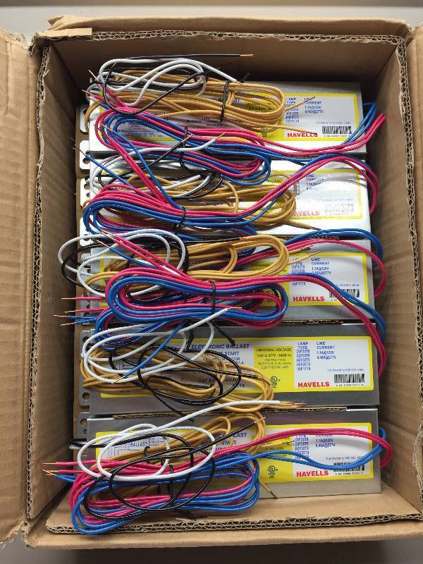 E-432-I-UV-H T8 (F32) 1 CASE OF 10 ELECTRONIC BALLAST