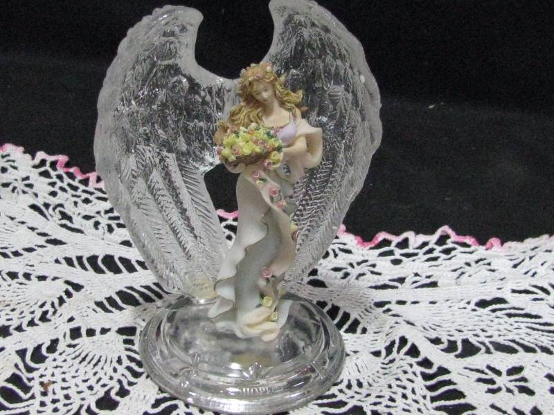 Angel of Hope K9129