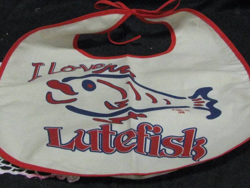 Lutefisk Bib