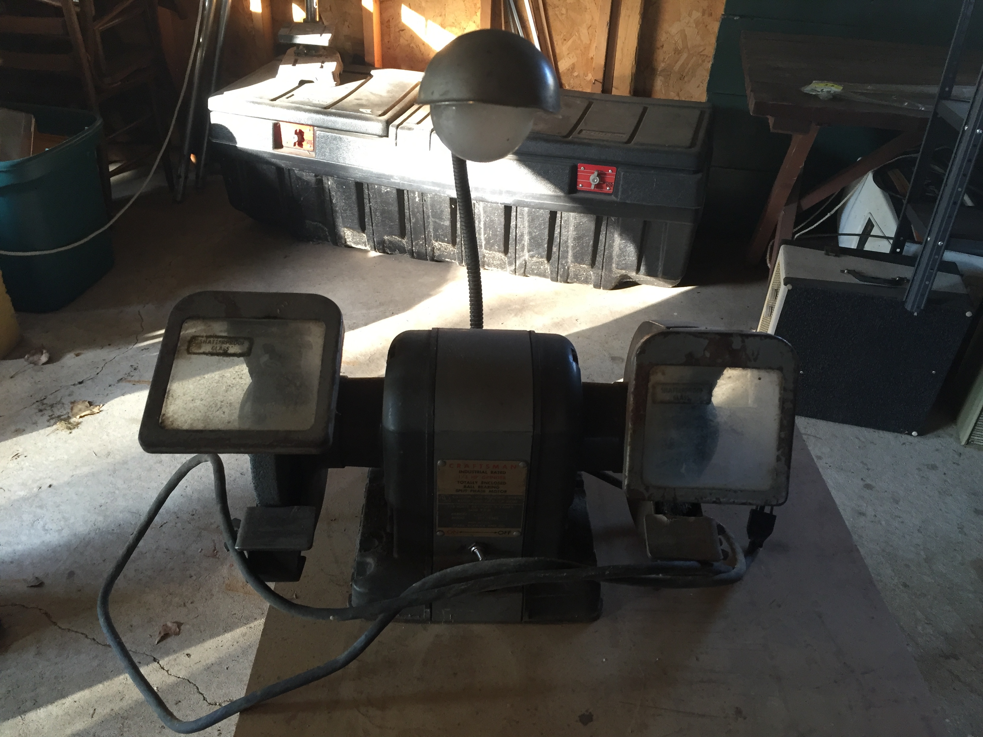 lot 3 image: Craftsman grinder