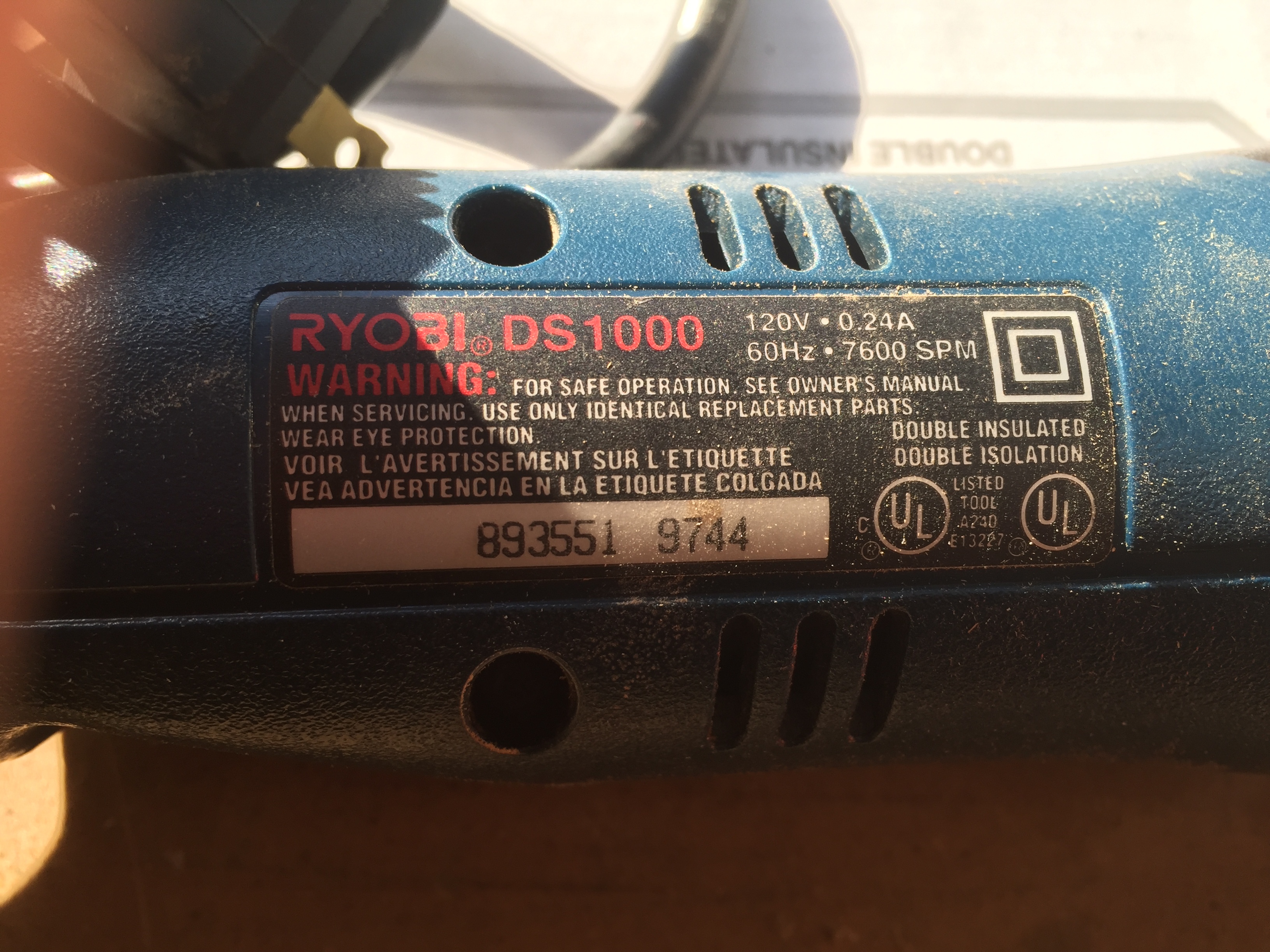lot 8 image: Ryobi Detail Sander