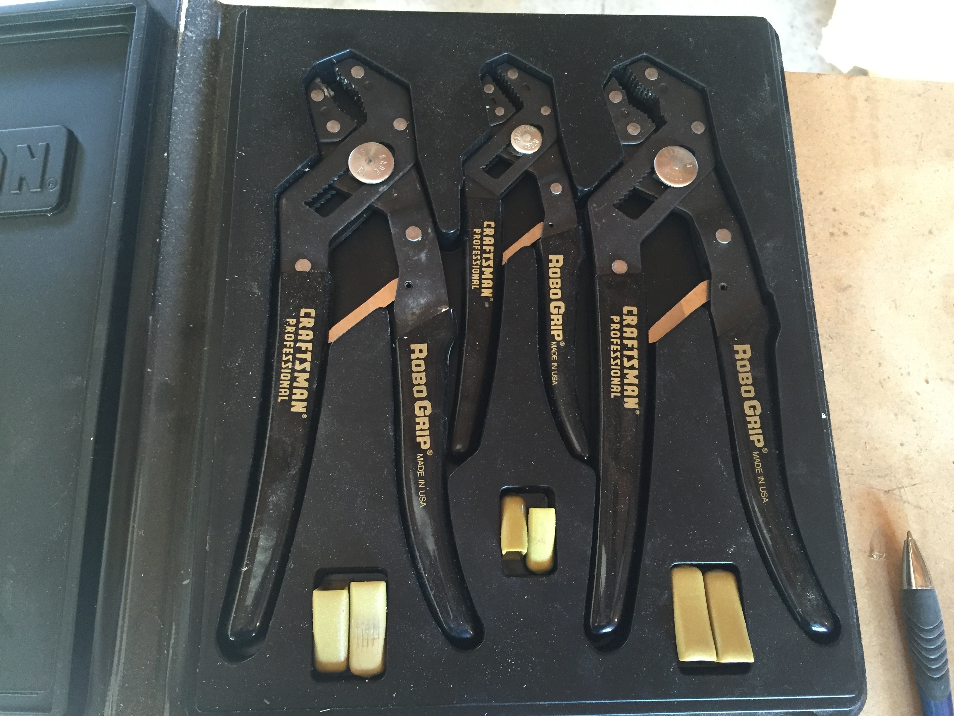 lot 30 image: Craftsman Robo Grip Set
