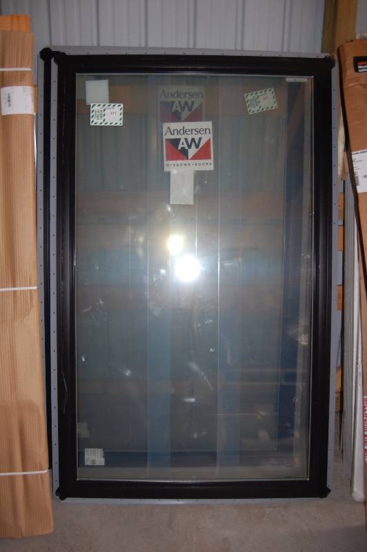 lot 29 image: Large Andersen Window