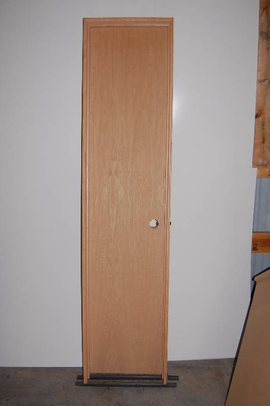 lot 40 image: Interior Oak Pantry Door