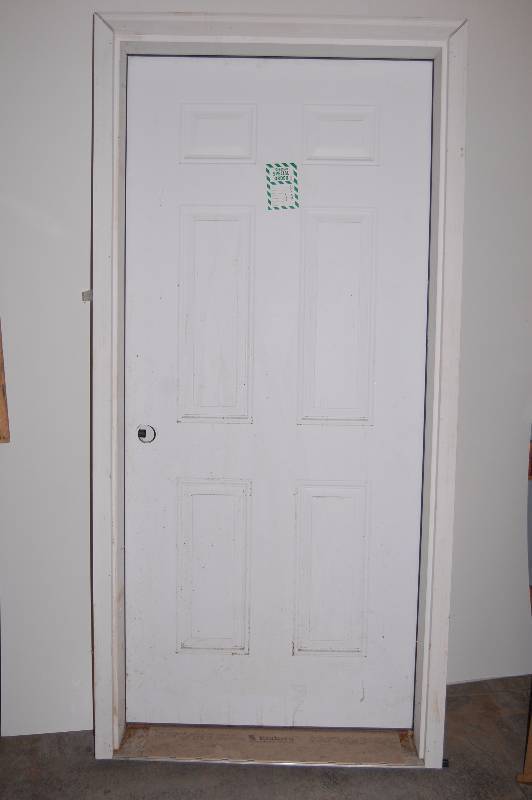 lot 41 image: Endura Exterior Door