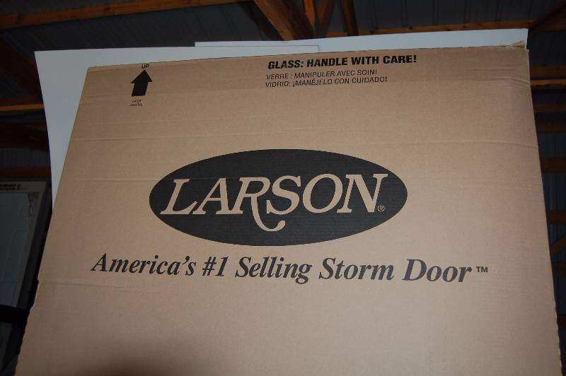 lot 71 image: Larson Storm Door
