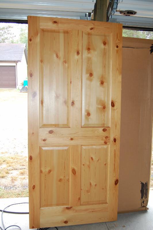 lot 73 image: Interior Pine Finish Door
