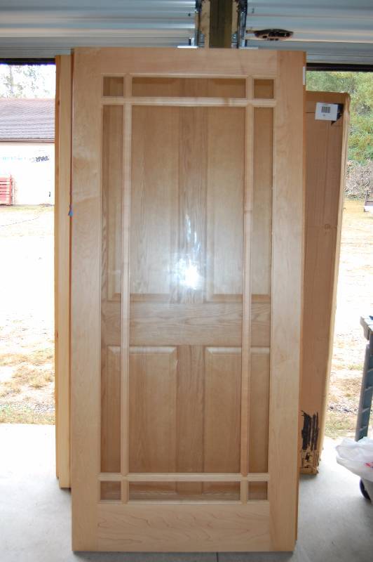 lot 82 image: Decorative Glass Interior Door