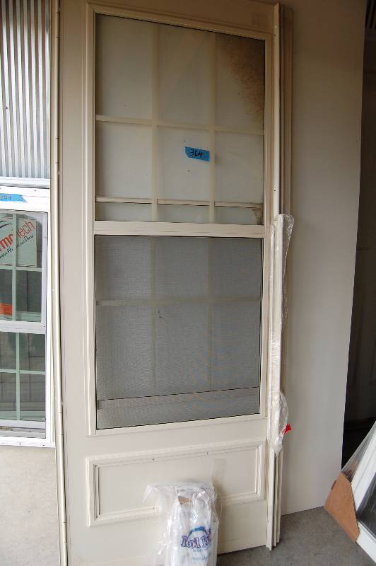 lot 160 image: Storm Door