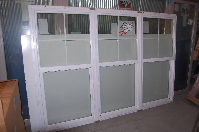 lot 200 image: Thermatic Triple Single Hung Window