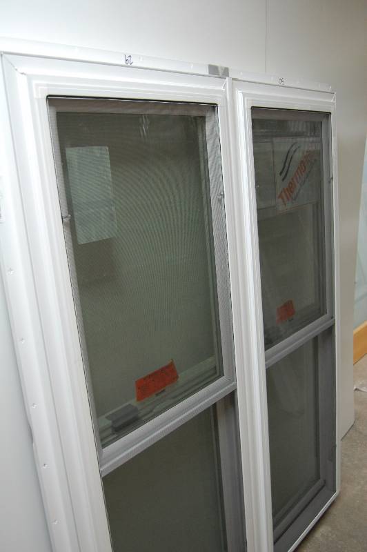 lot 270 image: Thermo-Tech Double-hung Windows