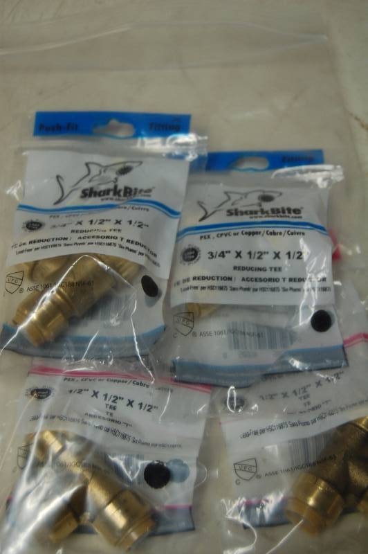 lot 280 image: Sharkbite fittings