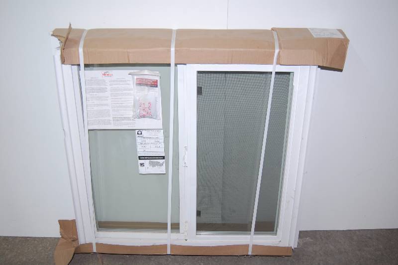 lot 306 image: Thermo-Tech Horizontal Slider Window