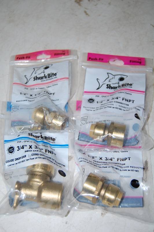 lot 286 image: Sharkbite fittings