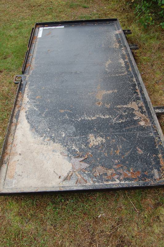 lot 370 image: Headache Racks
