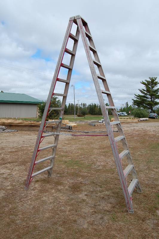 lot 389 image: Step Ladder