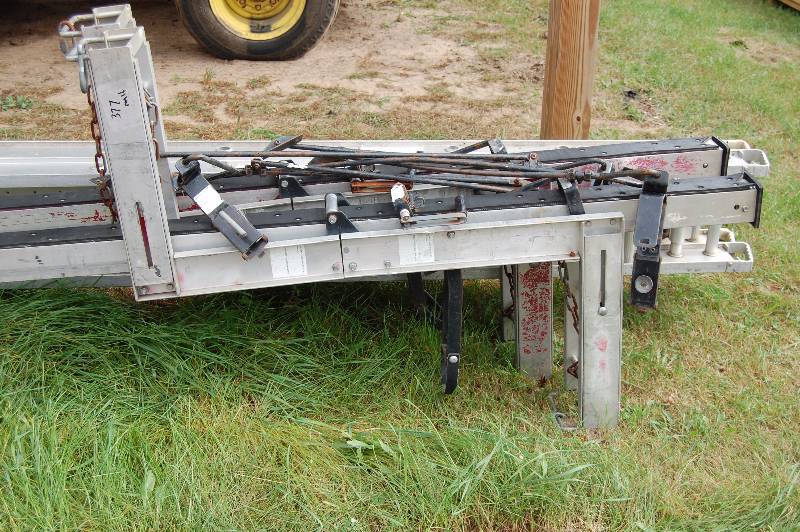 lot 395 image: Scaffolding Jacks and Planks