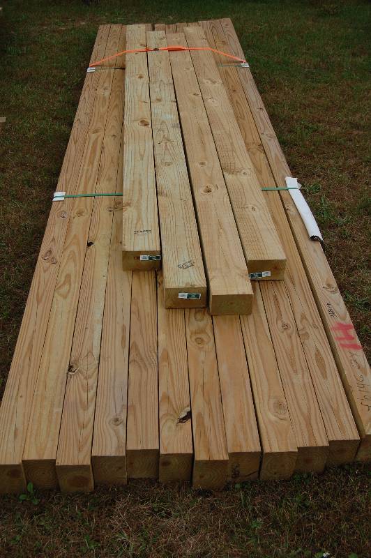 lot 407 image: Treated Posts