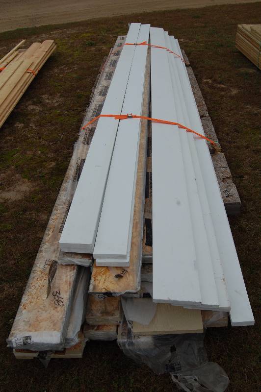 lot 412 image: Misc Siding and Trim