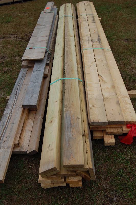 lot 415 image: Assorted Lumber