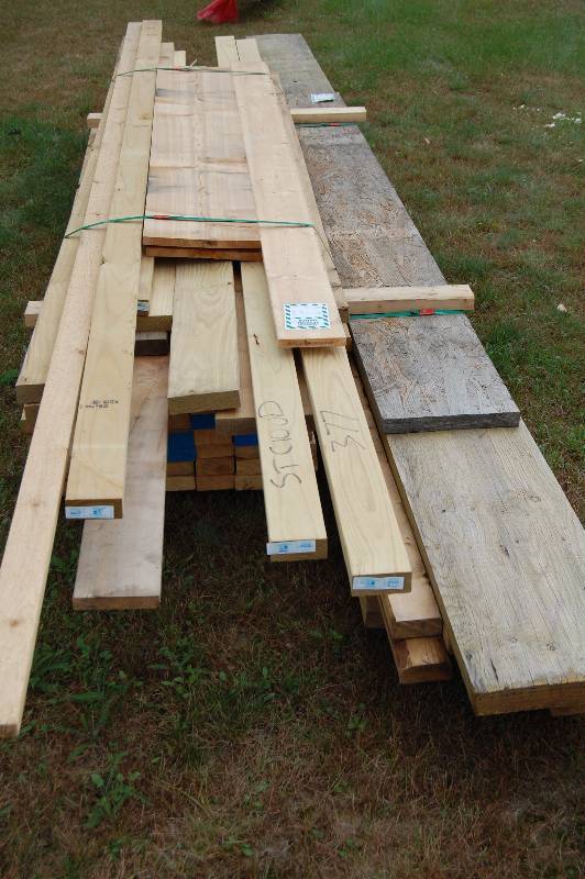 lot 419 image: Misc Lumber