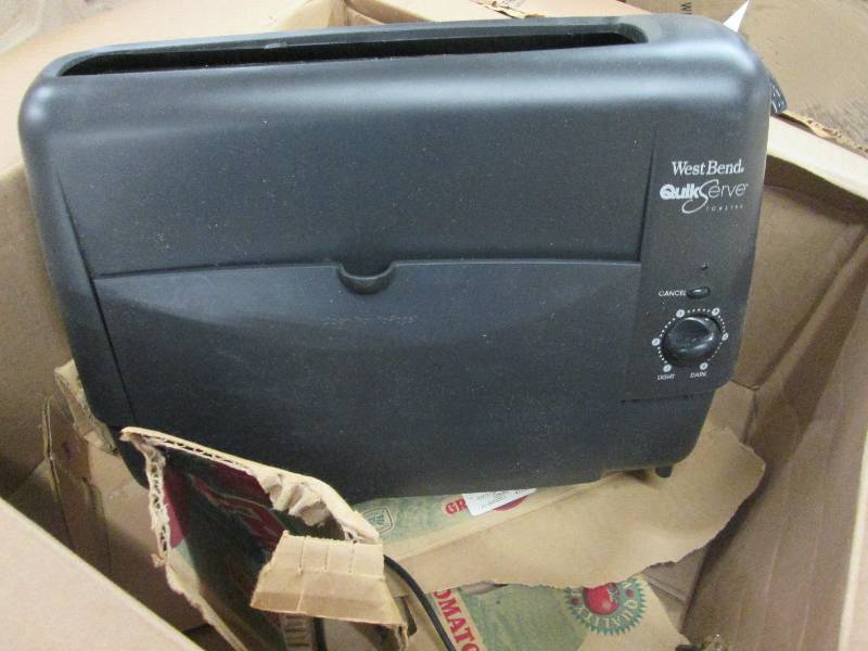 West Bend Quik Serve Toaster, Black...