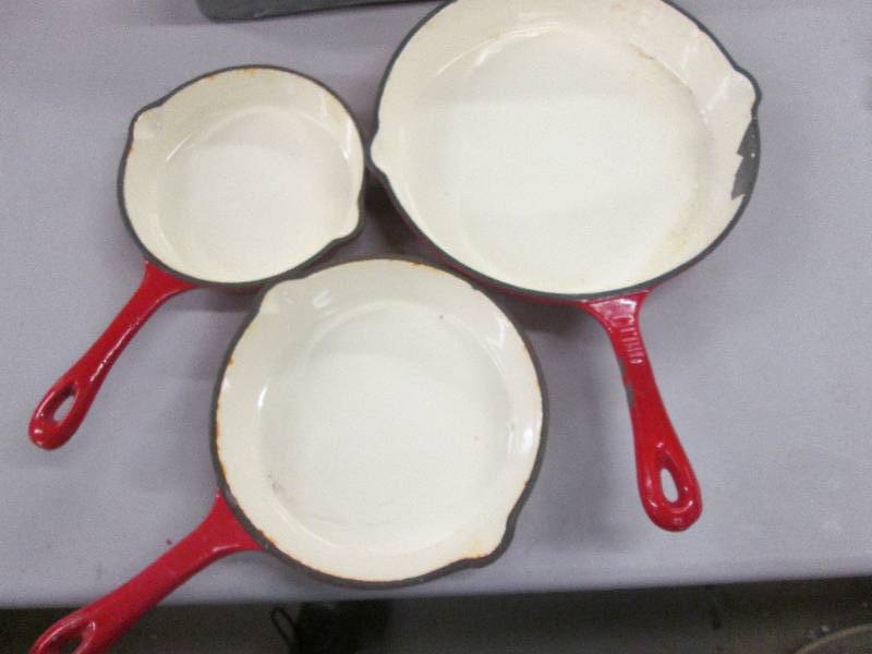 3 Pc Enameled Cast Iron Skillet set...
