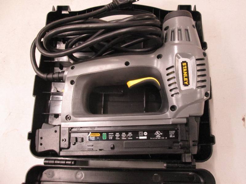 lot 7 image: stanely tre650 heavy duty electric ...