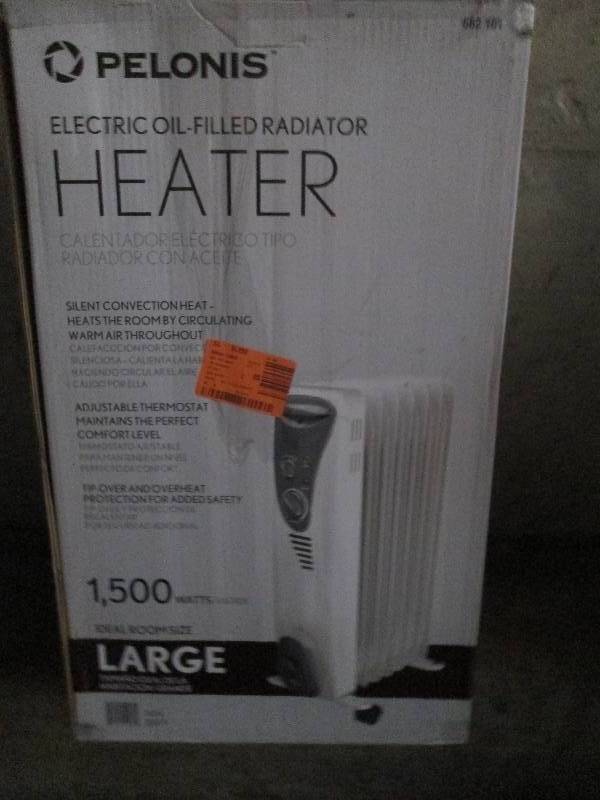 lot 426 image: Pelonis oil filled radiator silent ...