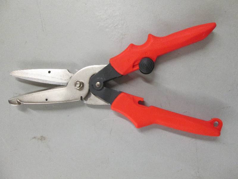 lot 42 image: Wiss Mpx5 shears ...