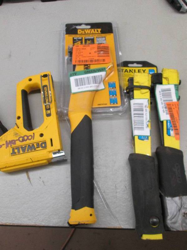 lot 121 image: 4 staplers 2 stanley hammer tackers...