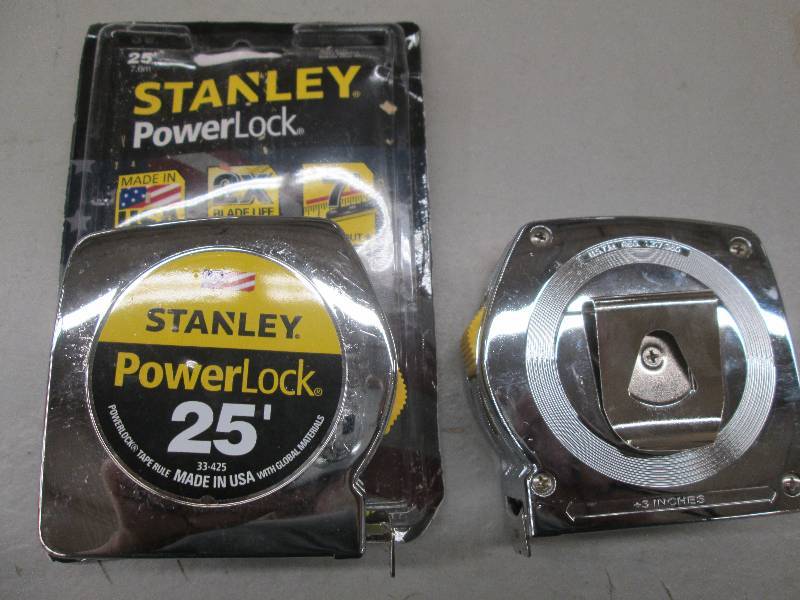 lot 146 image: 2 stanley 25 foot tape measures ...