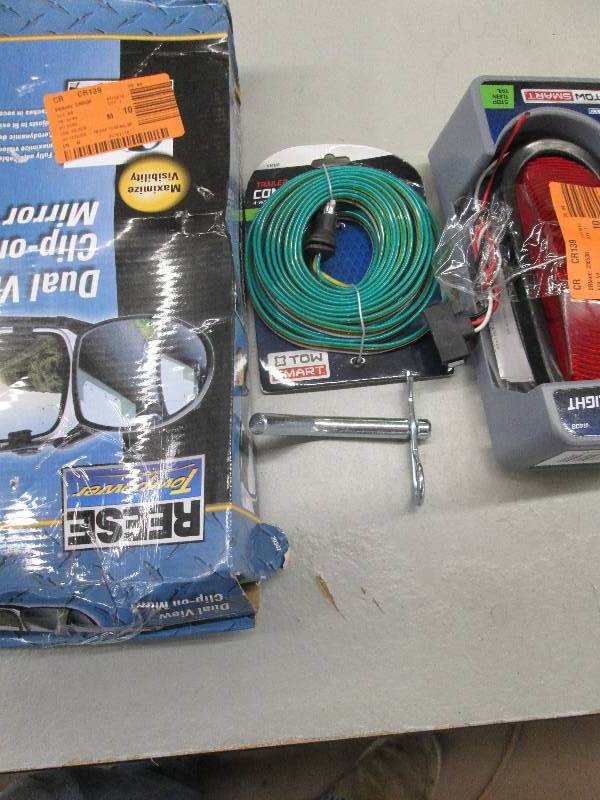 lot 184 image: lot of towing stuff a dual view cli...