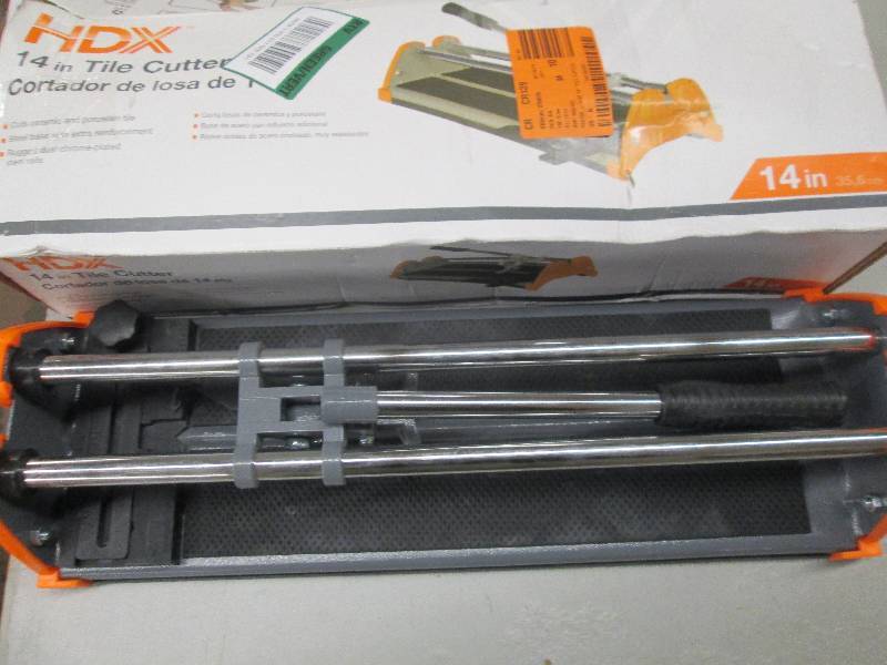lot 193 image: 14 HDX tile cutter open box unused...