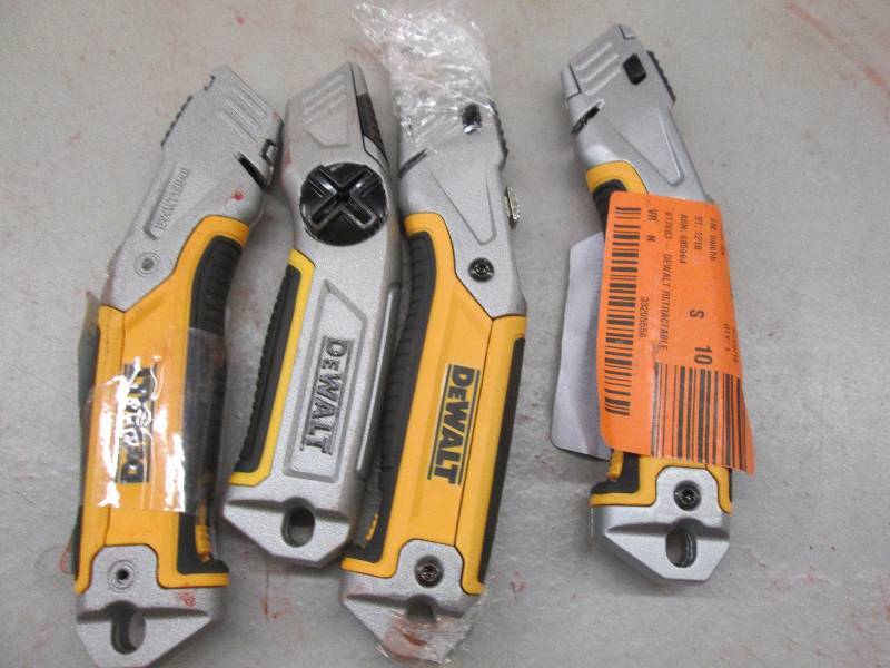 lot 243 image: 4 dewalt utility knifes ...