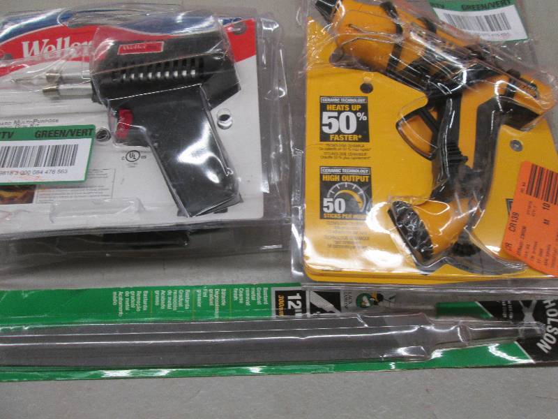 lot 249 image: 1 weller soldering iron , 1 dewalt ...