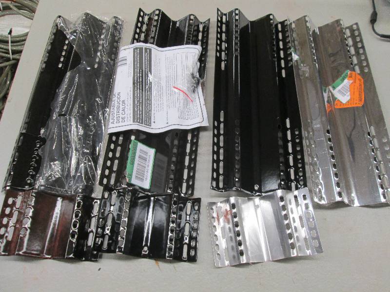 lot 270 image: adjustable heat tents 4 of them ...
