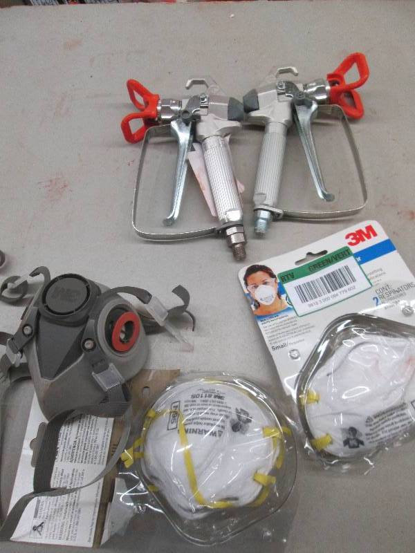lot 289 image: 2 spray guns graco sgpro premium an...