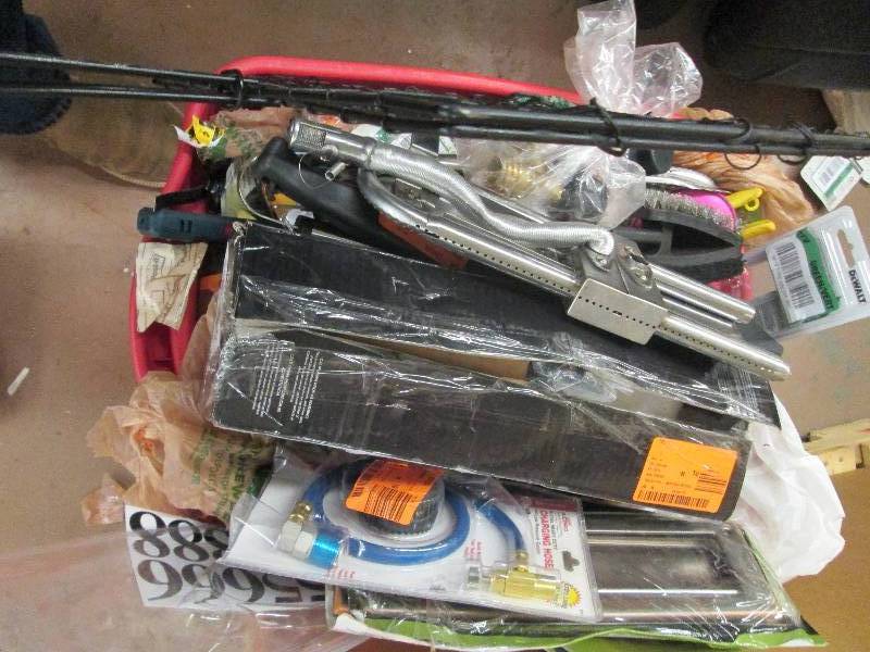 lot 305 image: big lot of broken and used stuff ta...
