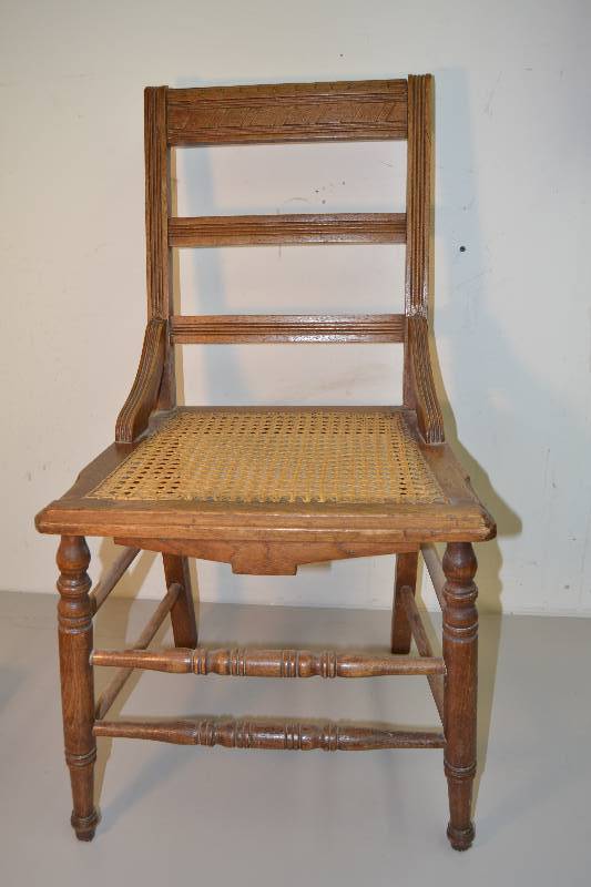 lot 108 image: Antique Chair