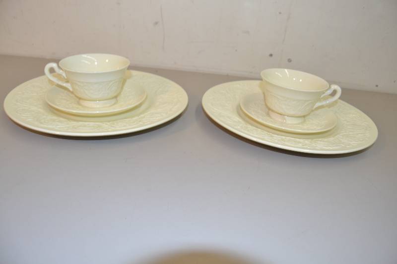 lot 128 image: Wedgwood dishware