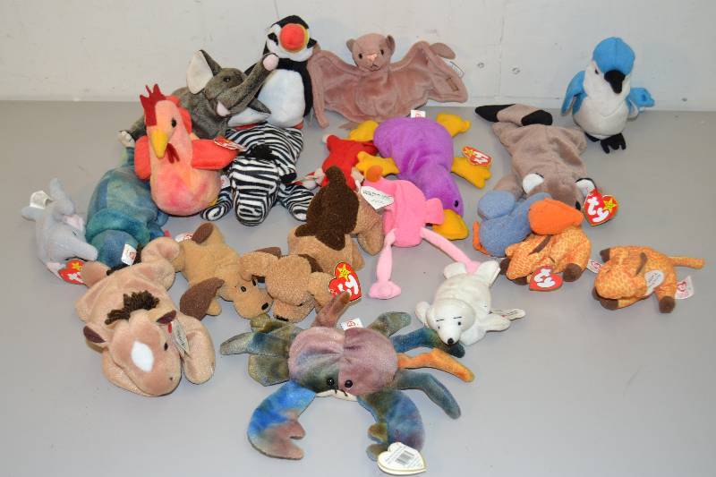 lot 140 image: TY Beanie Babies