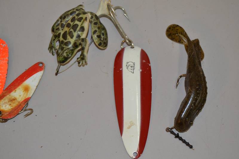 lot 154 image: Tackle