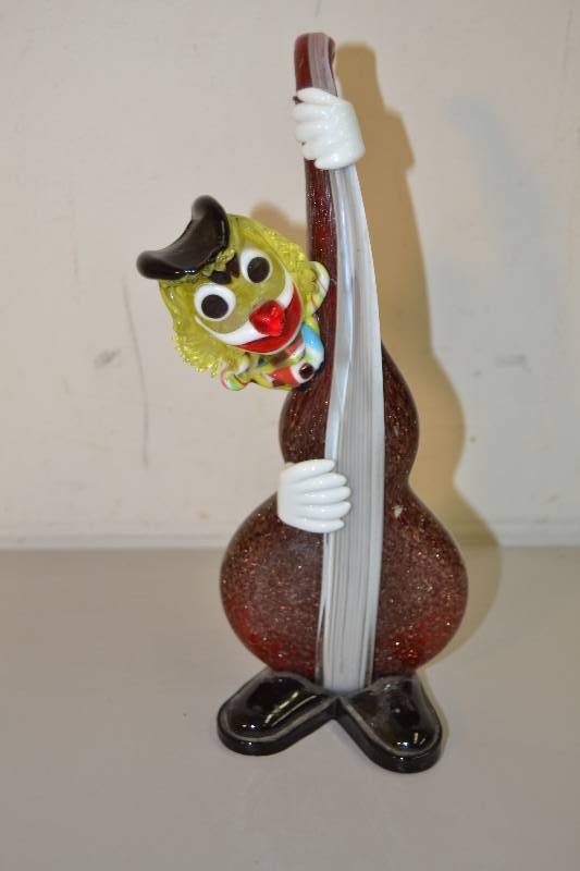 lot 187 image: Clown