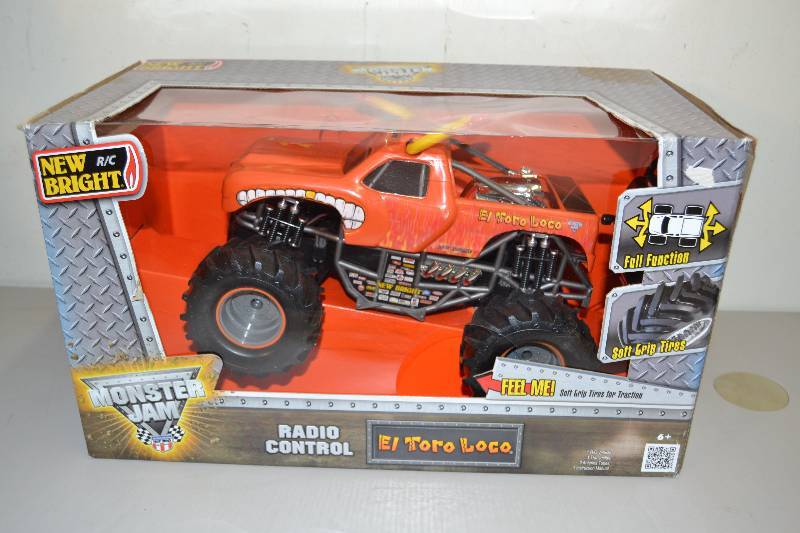 lot 7 image: RC Monster Truck